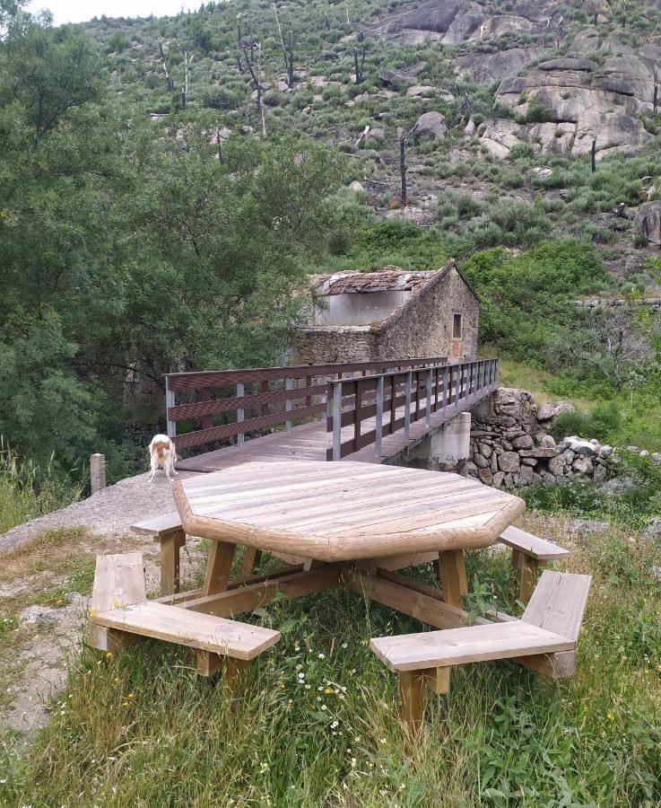 Abrigo Do Cabecinho - Serra Da Estrela Cortes do Meio Exterior photo